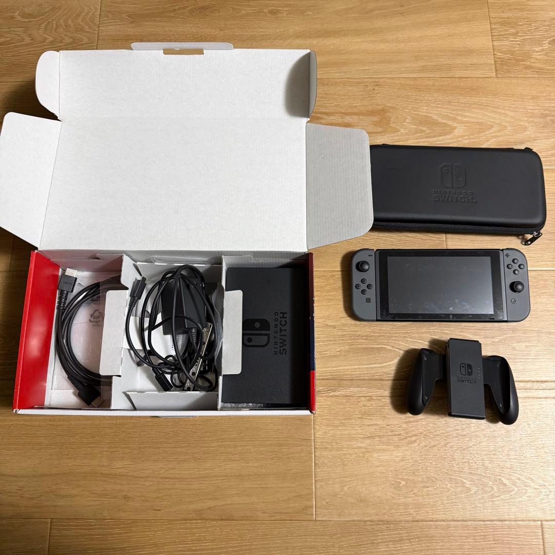 【ケース付】Nintendo Switch 本体 グレー 付属品あり