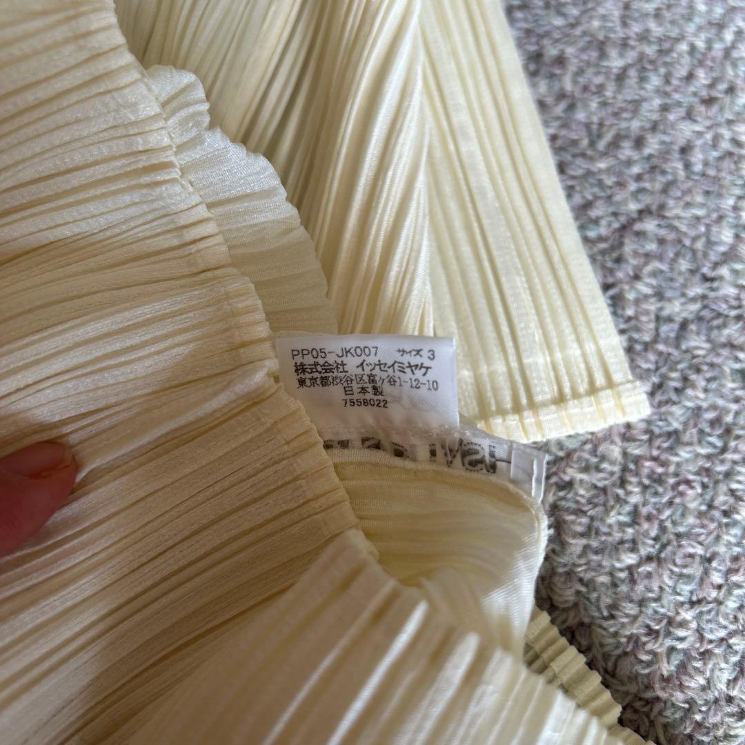PLEATS PLEASE プリーツ 半袖トップス アイボリー サイズ:3
