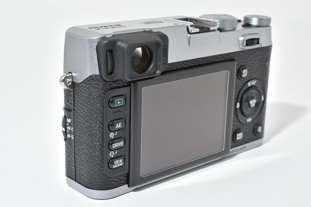 ■ほぼ新品■ フジフィルム X100S デジカメ #D106