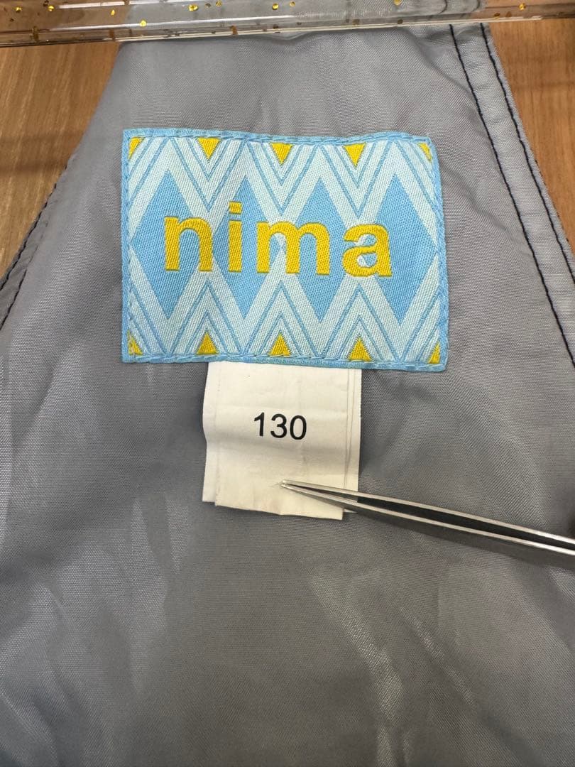 美品 NIMA 子ども用スノーウェア ブラックグレーイエロー 130cm ニーマ