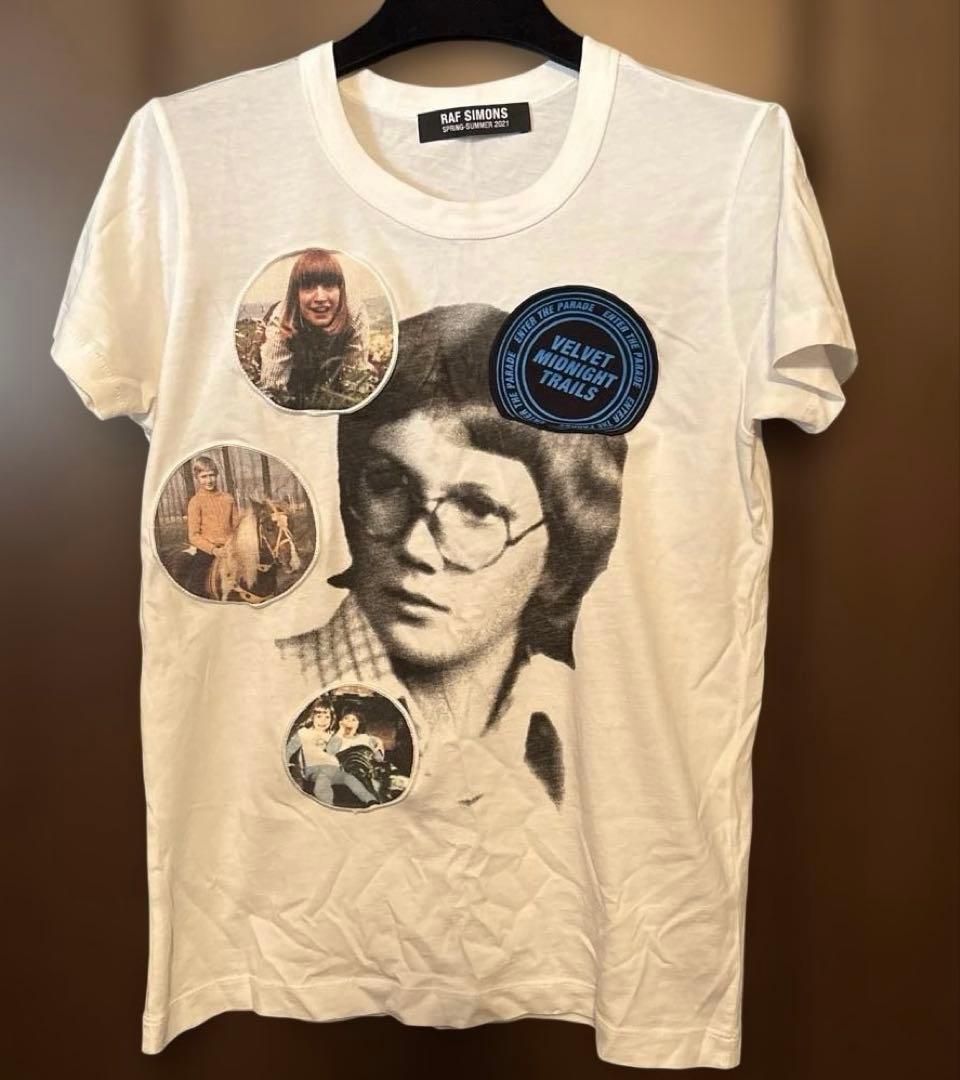 RAF SIMONS（ラフシモンズ）グラフィックTシャツ