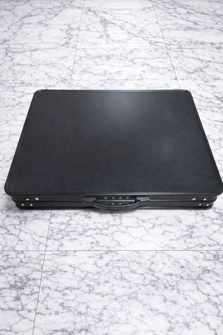 【DOD】ワンタッチキッチンテーブル（ブラック）施 盤品・キャンプ収納