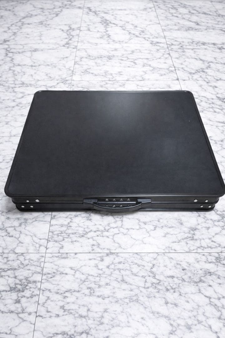 【DOD】ワンタッチキッチンテーブル（ブラック）施 盤品・キャンプ収納