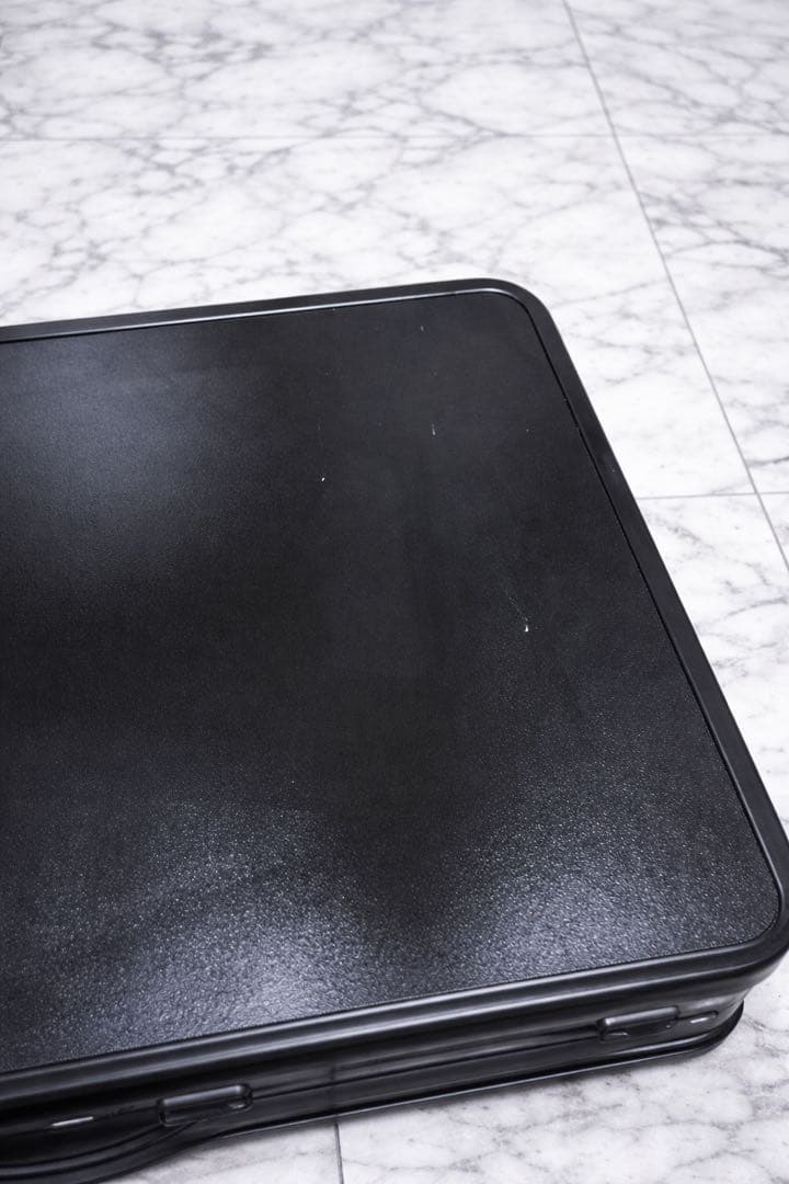 【DOD】ワンタッチキッチンテーブル（ブラック）施 盤品・キャンプ収納