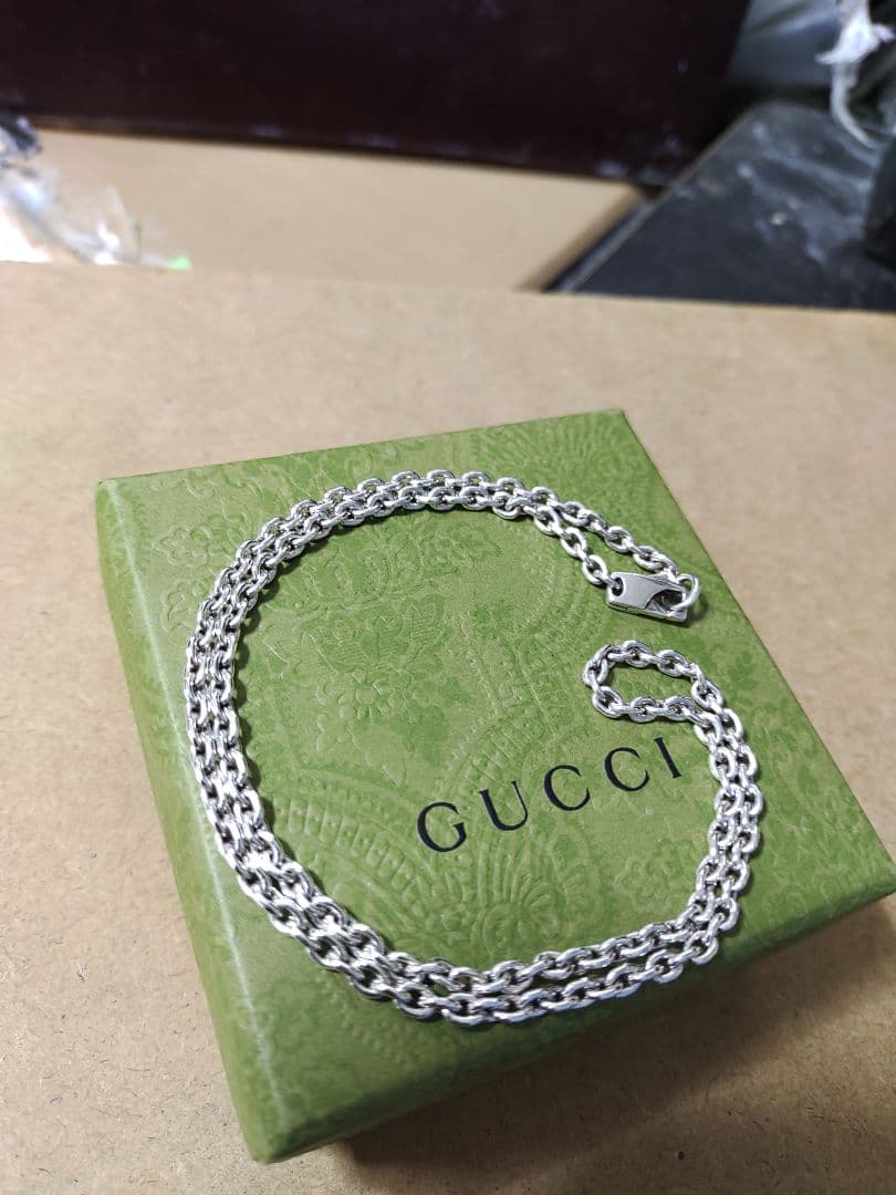 ほぼ未使用 GUCCI グッチ シルバー925チェーンネックレス 高級感あり