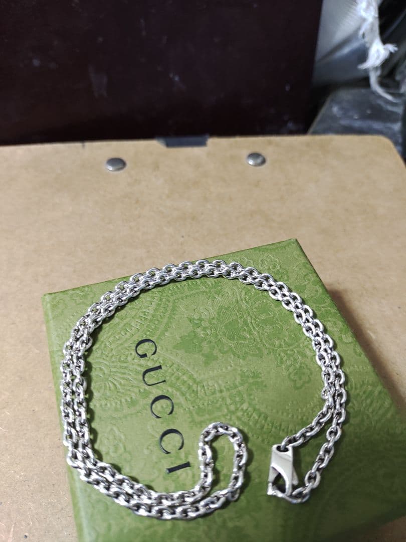 ほぼ未使用 GUCCI グッチ シルバー925チェーンネックレス 高級感あり