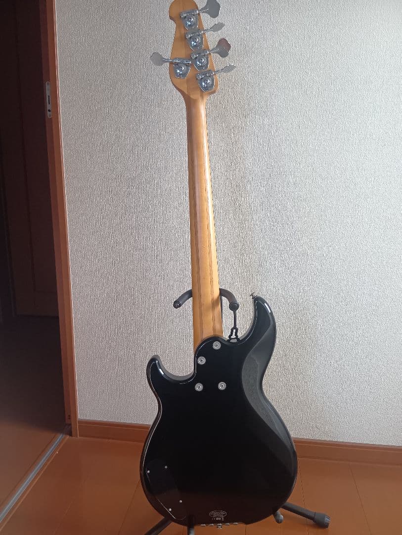 YAMAHA　BBー425　※弦張ってません