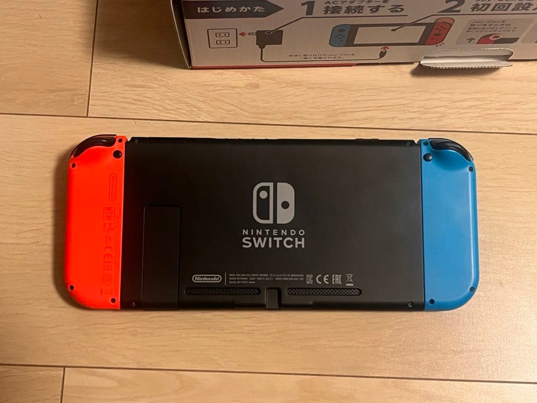 【動作確認・初期化済】任天堂Switch 本体　ネオン