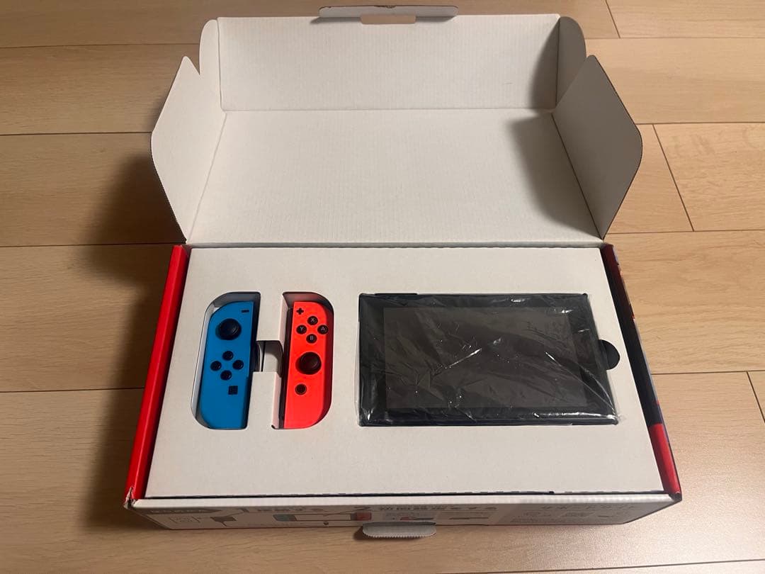 【動作確認・初期化済】任天堂Switch 本体　ネオン