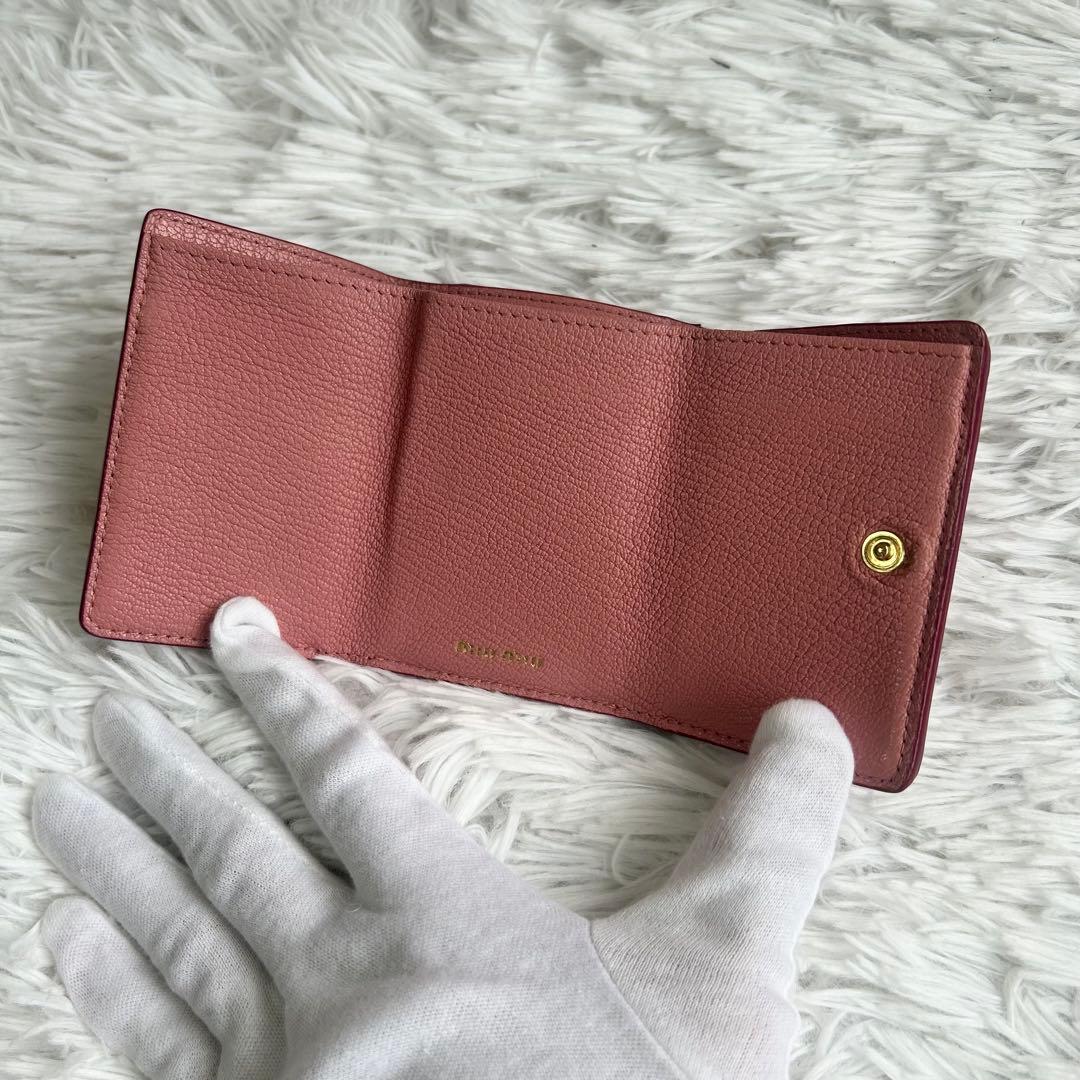 MIUMIUミュウミュウ マドラス ラブレター 三つ折り財布 ラブハート ピンク
