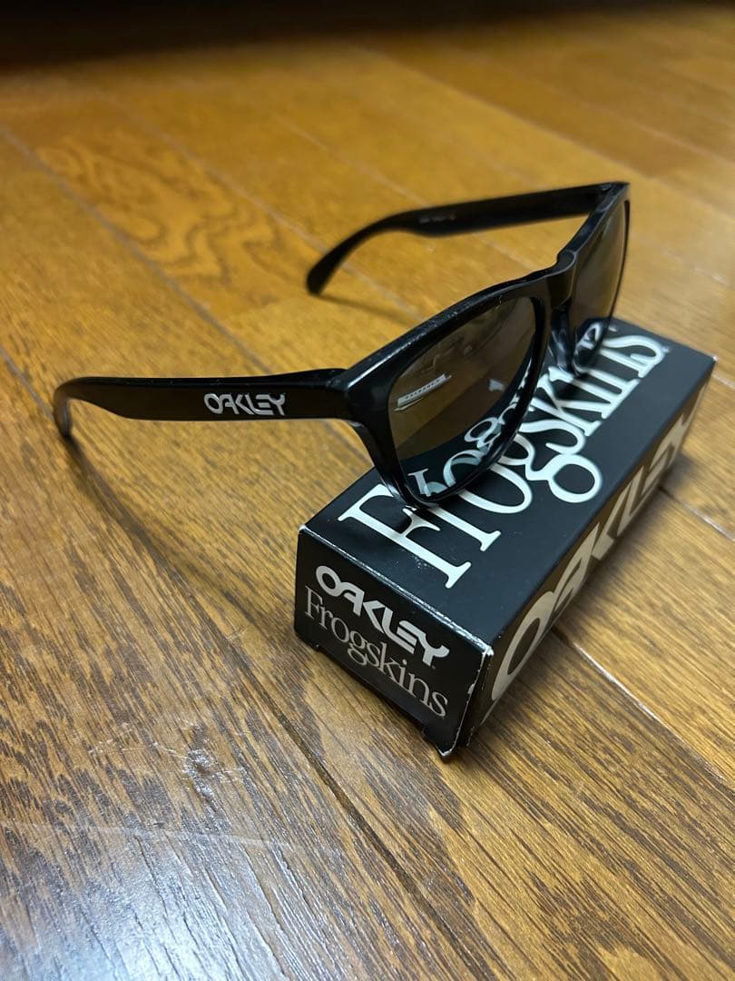 Oakley Frogskins 偏光サングラス