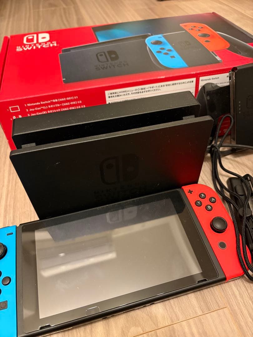Nintendo Switch 赤/青 本体