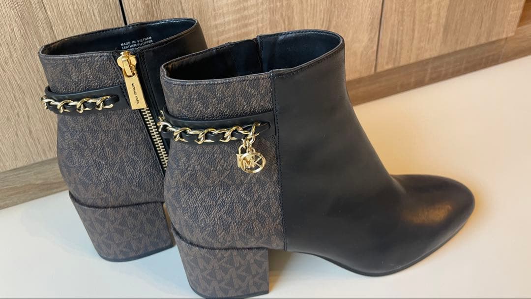 MICHAEL KORS マイケルコースショートブーツ 24.5cm レディース