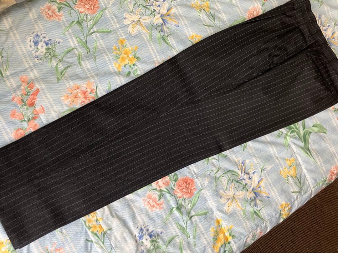 HANABISHI 秋冬スーツ　御幸毛織　A7サイズ相当