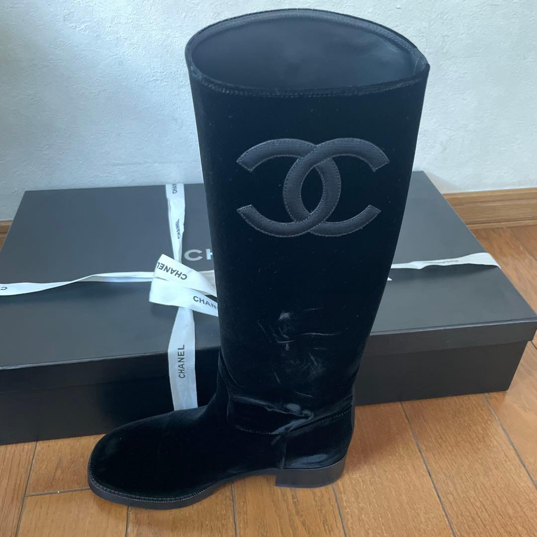 CHANEL ロングブーツ
