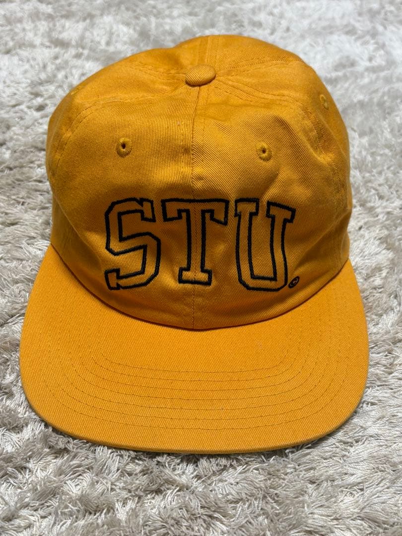 STUSSY キャップ　ARCH STRAPBACK CAP stuイエロー