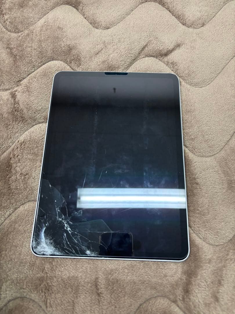 Apple iPad Pro 第2世代　11インチ　画面割れ128GB