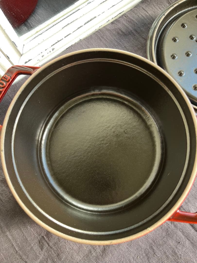 STAUB ココットラウンド18センチ グレナティンレッド