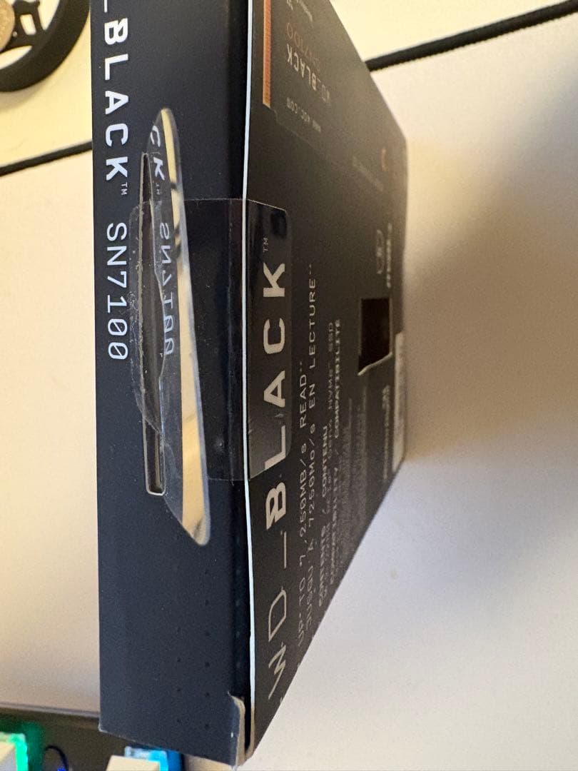 未開封国内正規品 WD_BLACK SN7100 1TB WDS100T4X0E