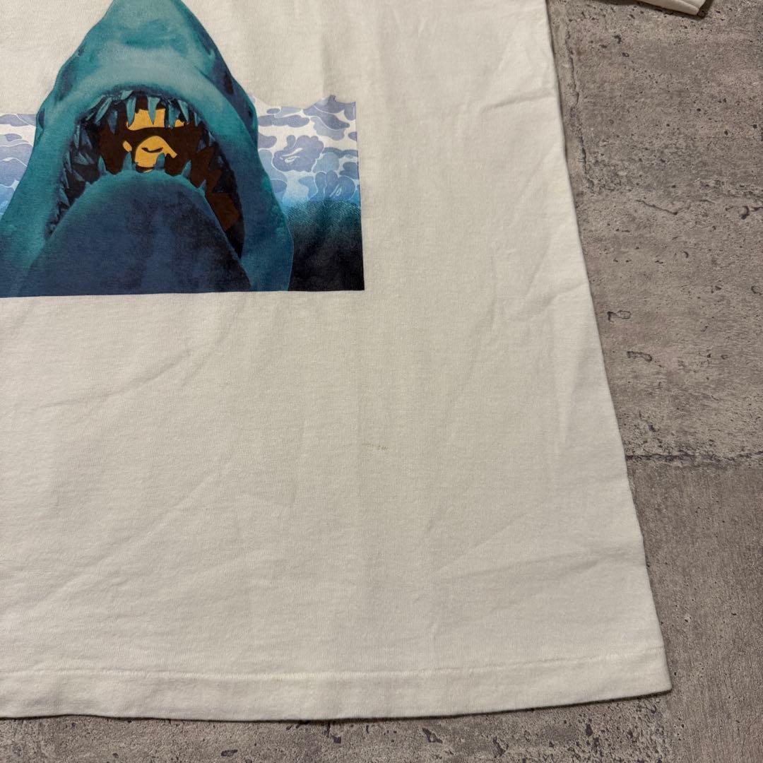 a bathing ape コラボ JAWS tシャツ (Lサイズ)