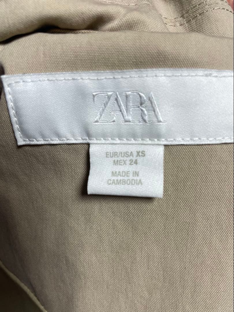 ZARA ショートトレンチコート ショルダーパット付き　XSサイズ