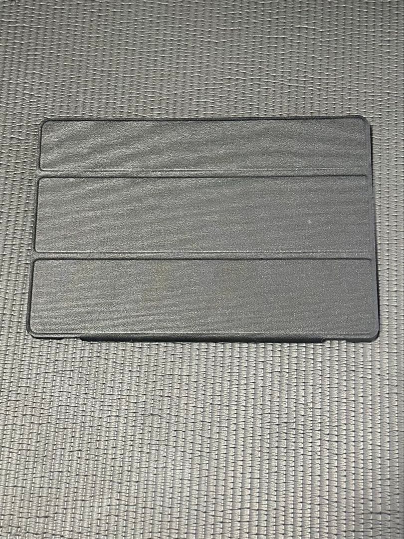 美品Android15タブレット