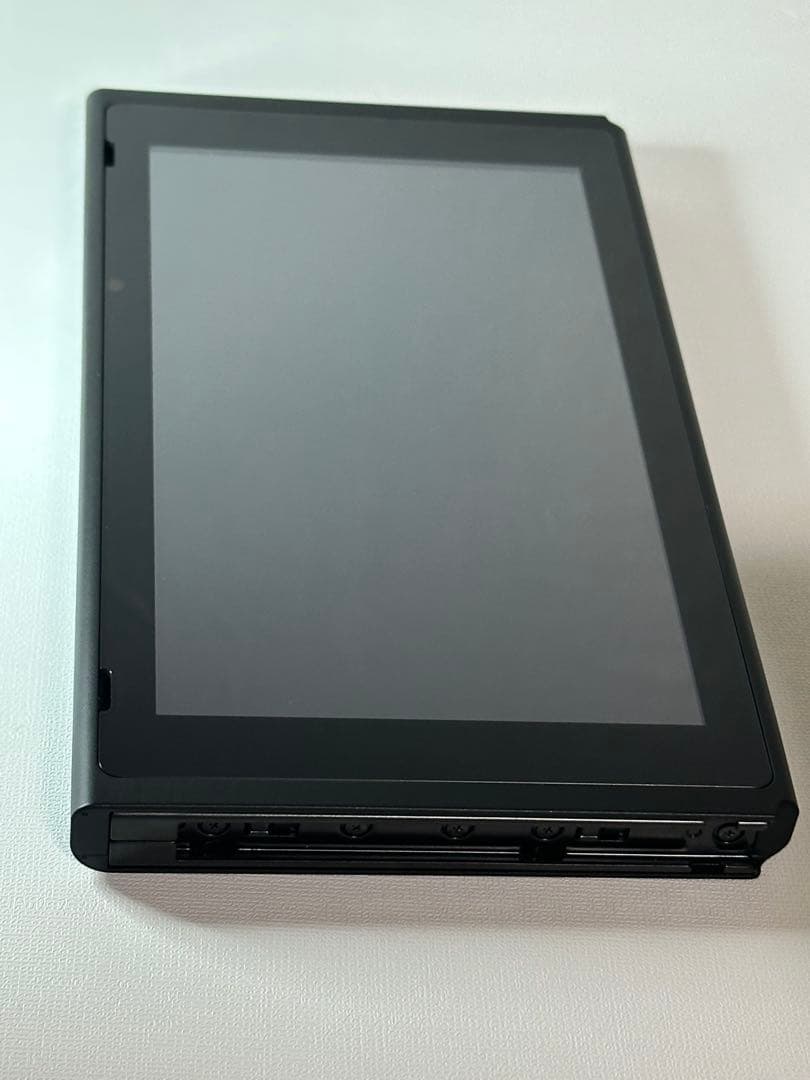 【美品】Nintendo Switch青／赤
