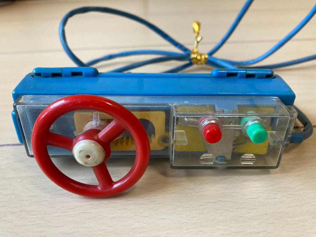 gl551 旧バンダイ バンザイマーク ブルーバード2000GT ブリキ