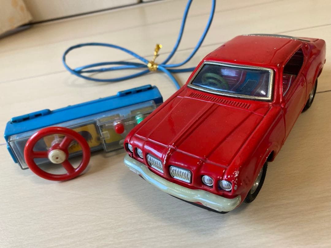 gl551 旧バンダイ バンザイマーク ブルーバード2000GT ブリキ