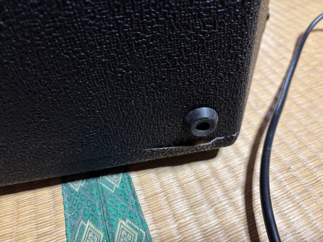 Ampeg BA-112 ベースアンプ　アンペグ　ba-112 匿名配送　v2