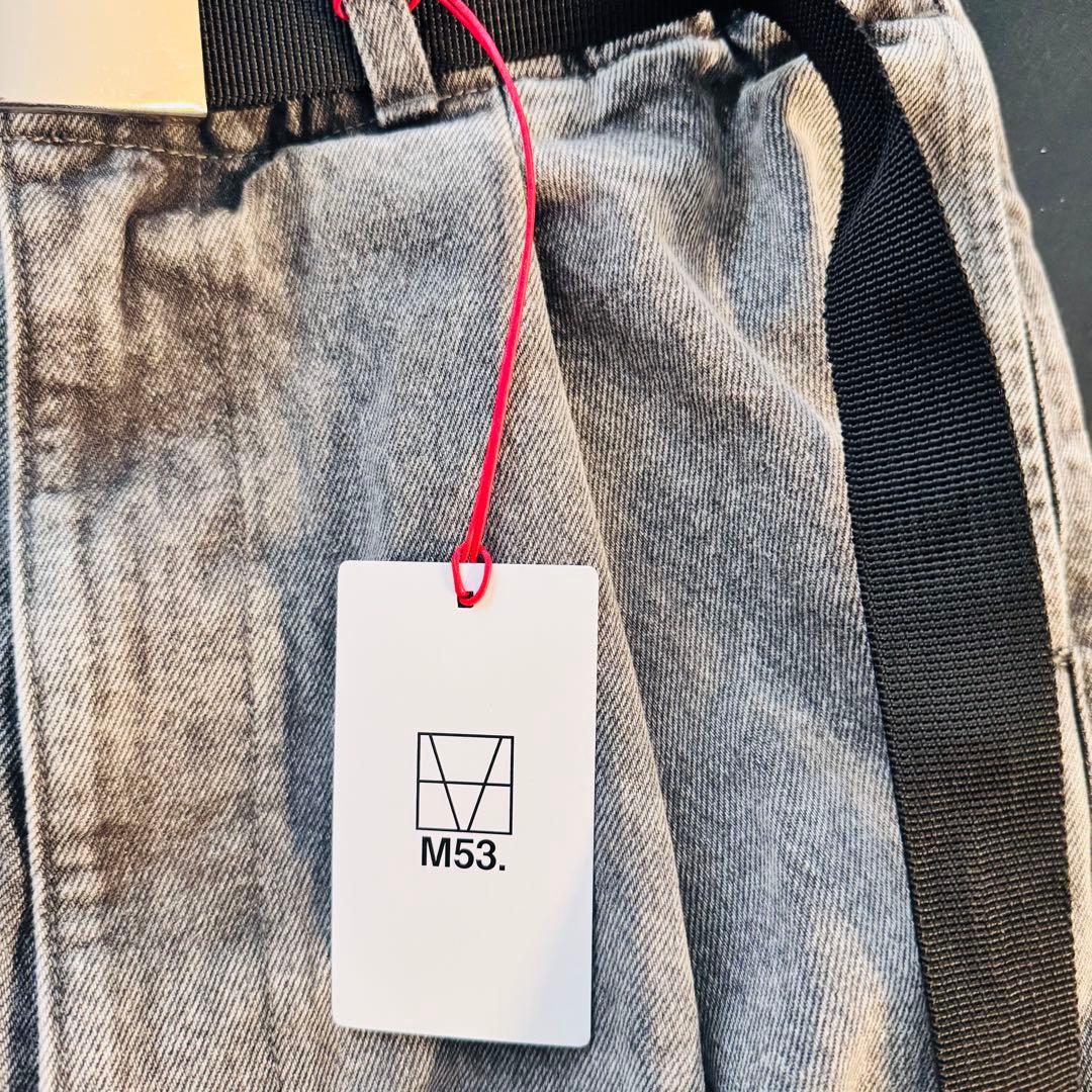 M53. ワイドレッグデニム（ベルト付き）