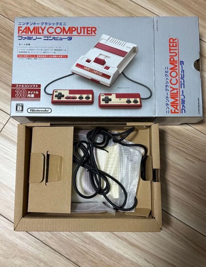 Nintendo ニンテンドークラシックミニ　ファミリーコンピュータ 付属品あり