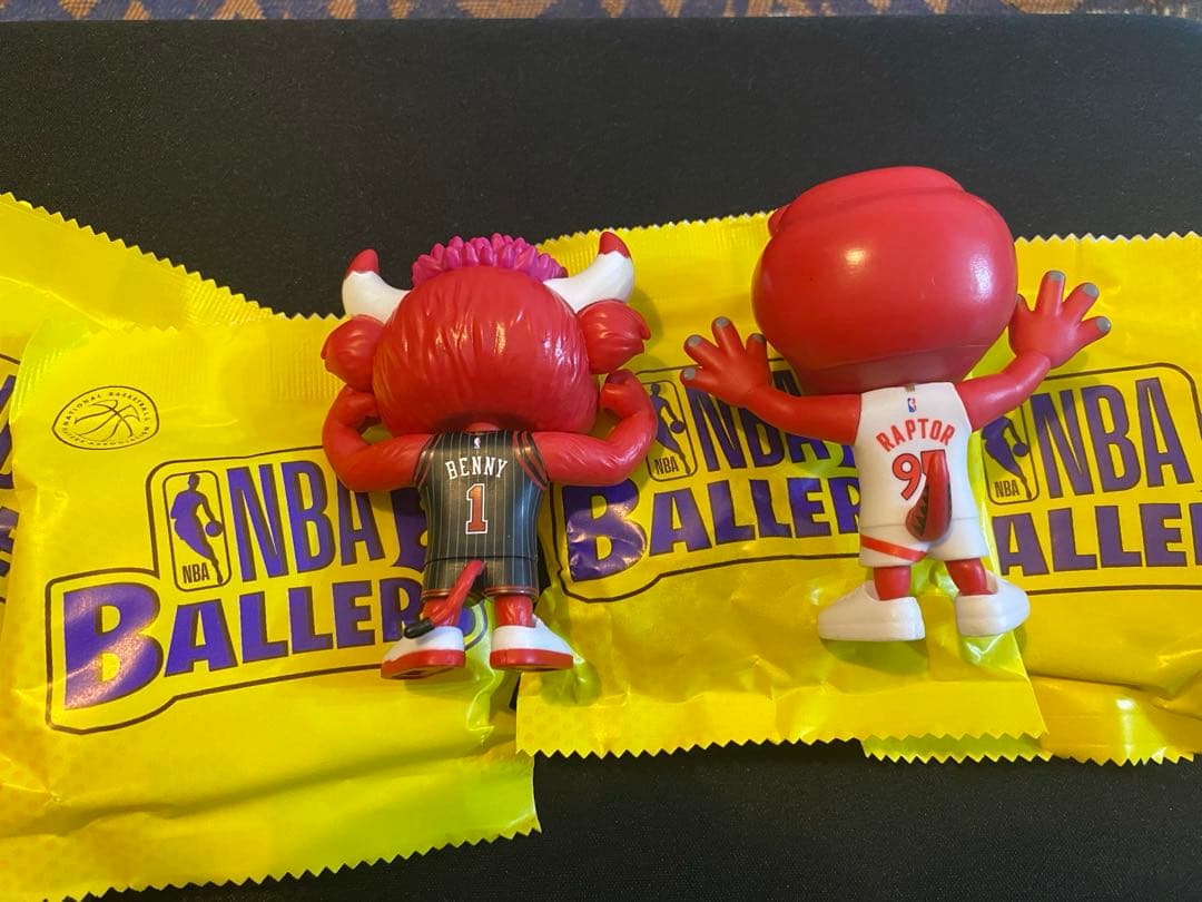 NBA Ballers 2 ラプター　BENNY THE BULL (レア)