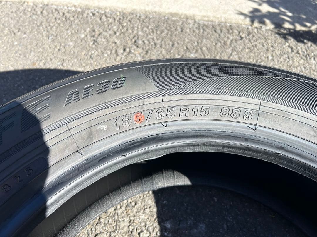 15インチ サマータイヤ 4本セット 185/65 /r15 新車外し