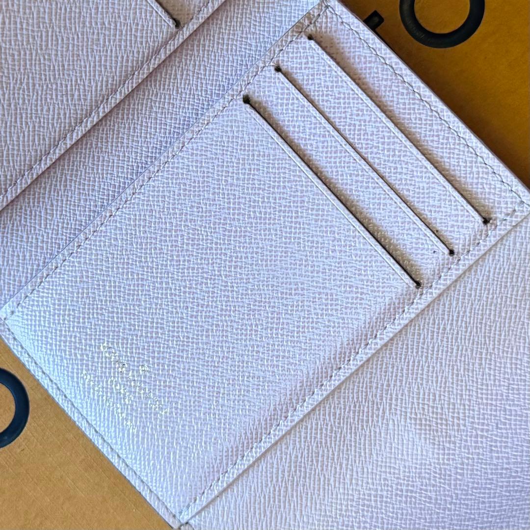 LOUIS VUITTON モノグラム ポルトフォイユ ヴィクトリーヌ 三つ折り