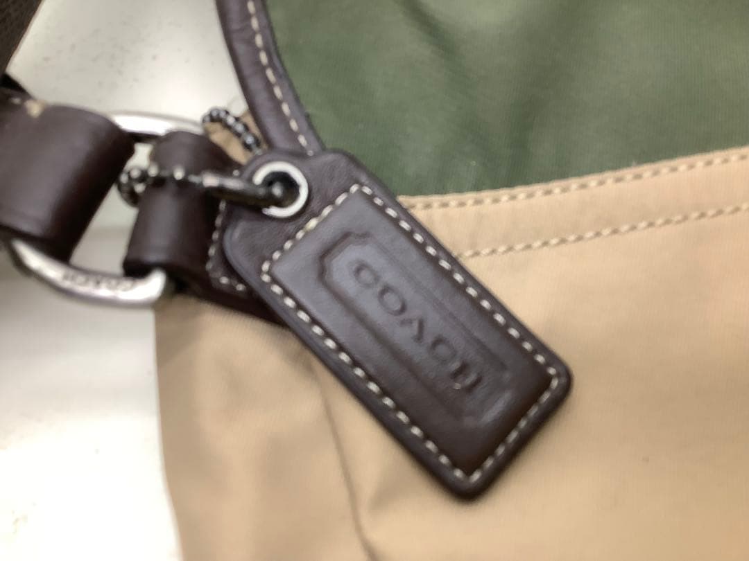 送料無料￼COACH 美品 メンズメッセンジャーバッグ ショルダーバック￼