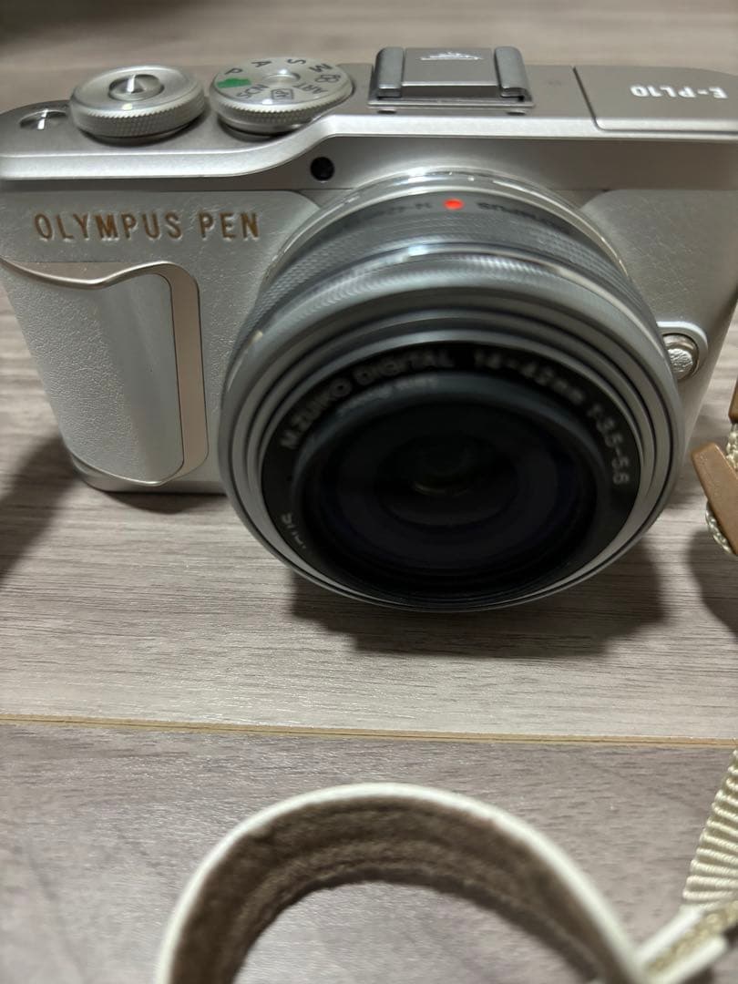 OLYMPUS PEN E-PL10 ホワイト