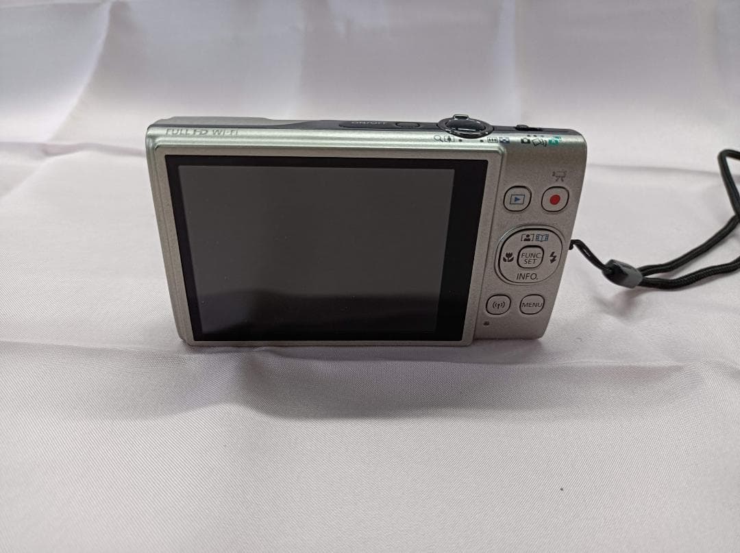 都《XEMXL》Canon IXY 650　シルバー デジタルカメラ