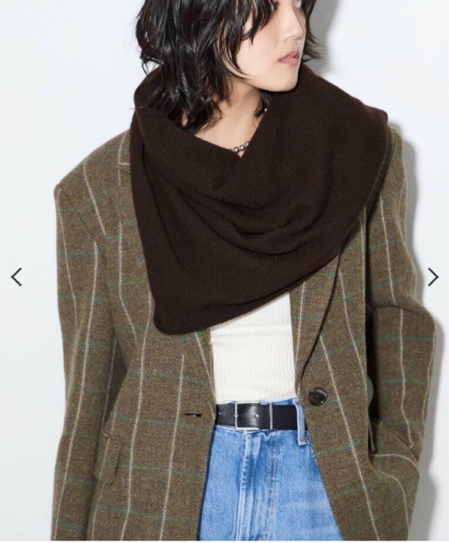 新品未使用タグ付き⭐︎ASAUCE MELERトライアングル カシミヤストール