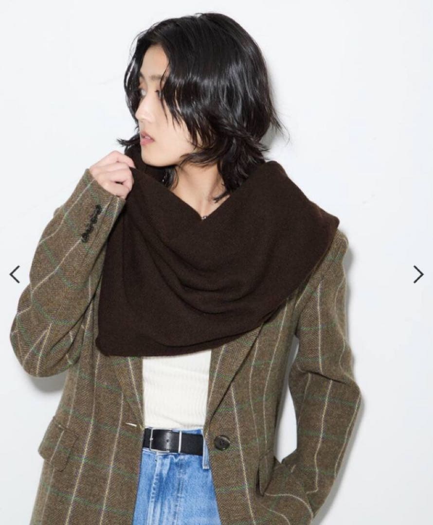 新品未使用タグ付き⭐︎ASAUCE MELERトライアングル カシミヤストール