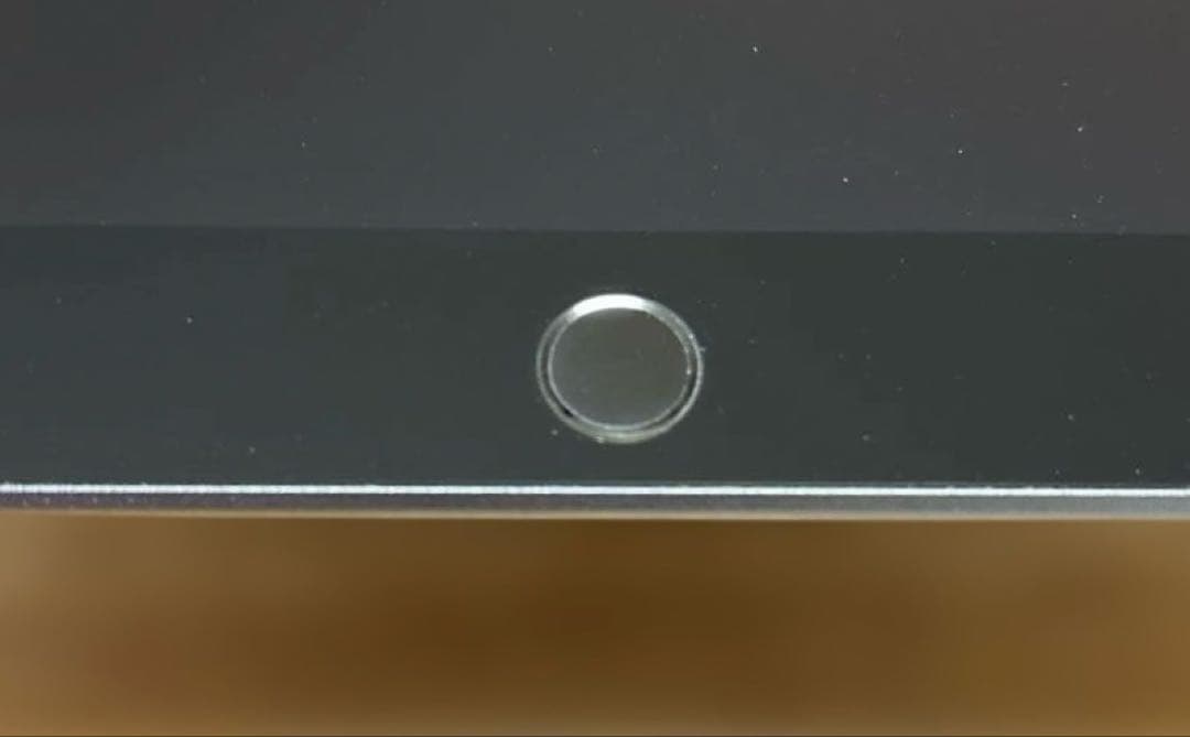 【ジャンク品】iPad 第7世代32GB　Wi-Fiモデル