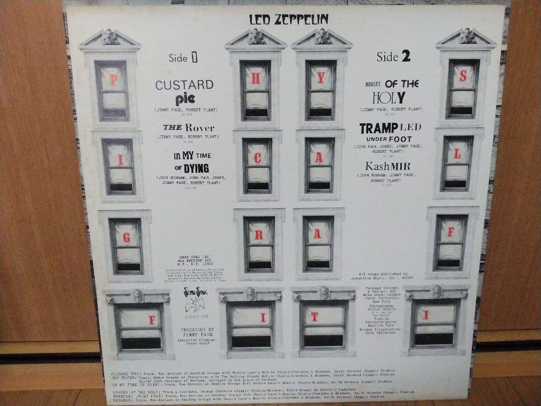 LED ZEPPELIN．PHYSIICAL GRAFFITI．