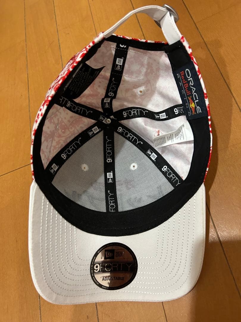 Red Bull Racing マックスフェルスタッペン 直筆サイン入りキャップ