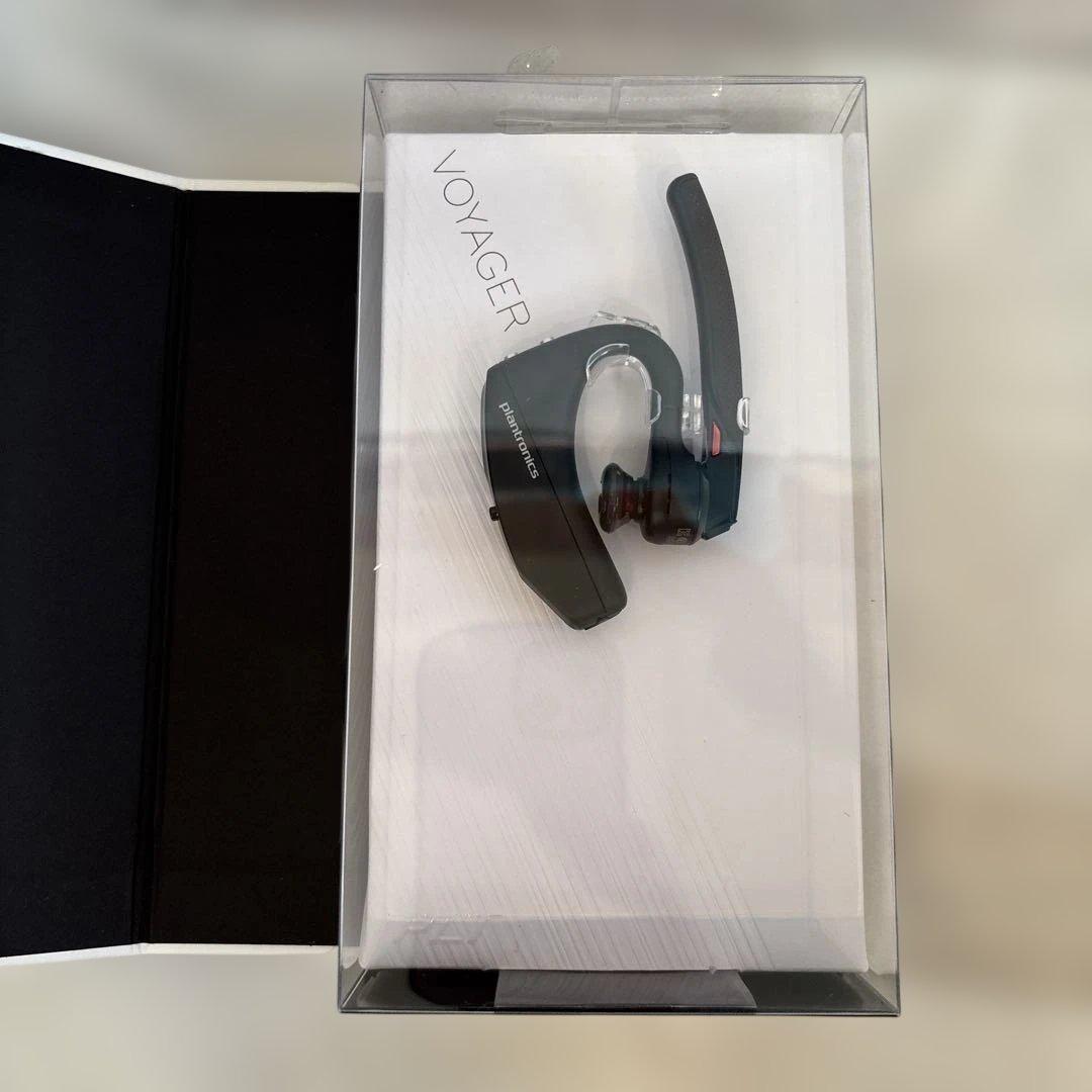 スマホアクセサリー 27. plantronics Voyager5200