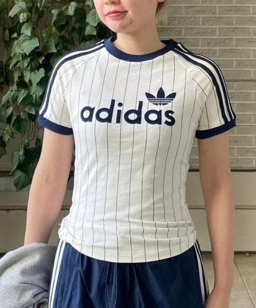 希少S☆アディダス リニア グラフィック カリTシャツ 白 夏コーデ 韓国