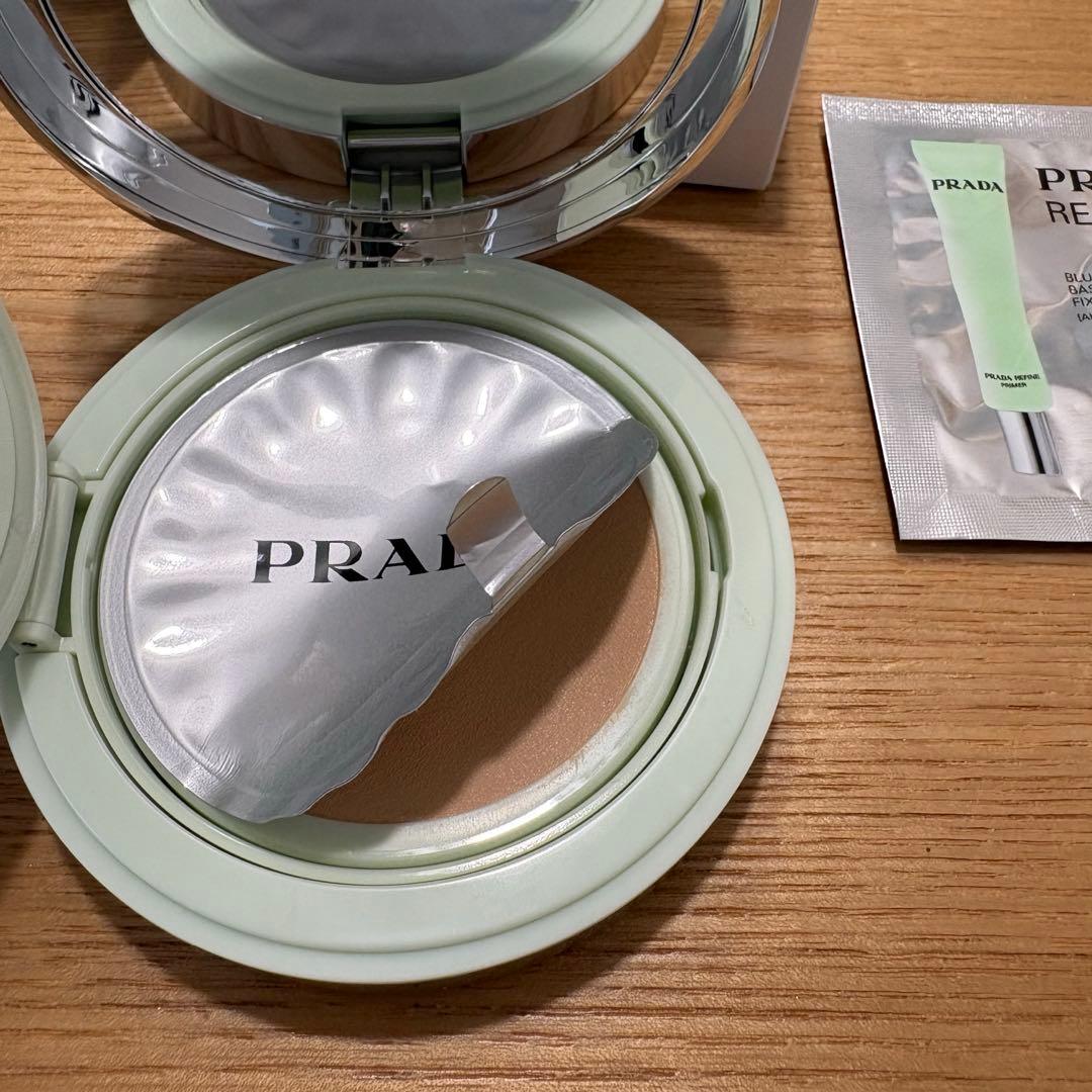 PRADA メッシュクッションファンデーション　LN5 プラダ　サンプル付き