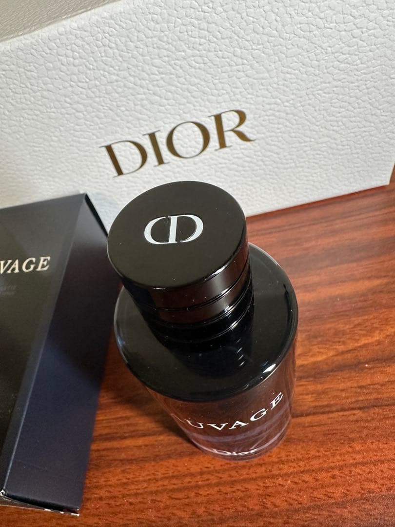 Dior Sauvage Eau de Toilette ギフトボックス付き