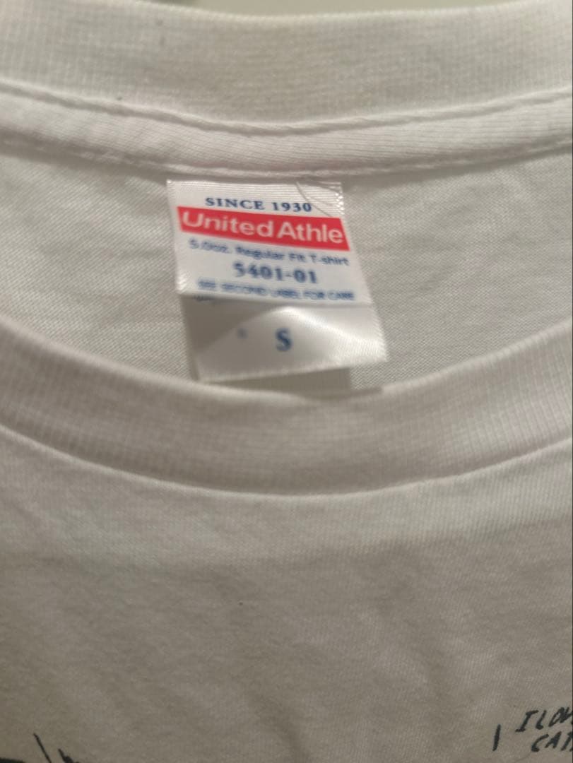 【み】Official髭男dism 犬キャTシャツ初期