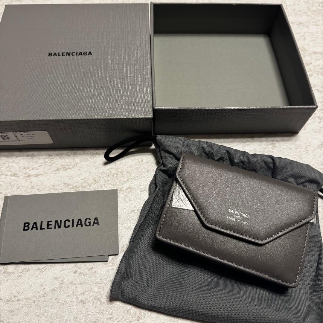 BALENCIAGA 三つ折り財布 新品