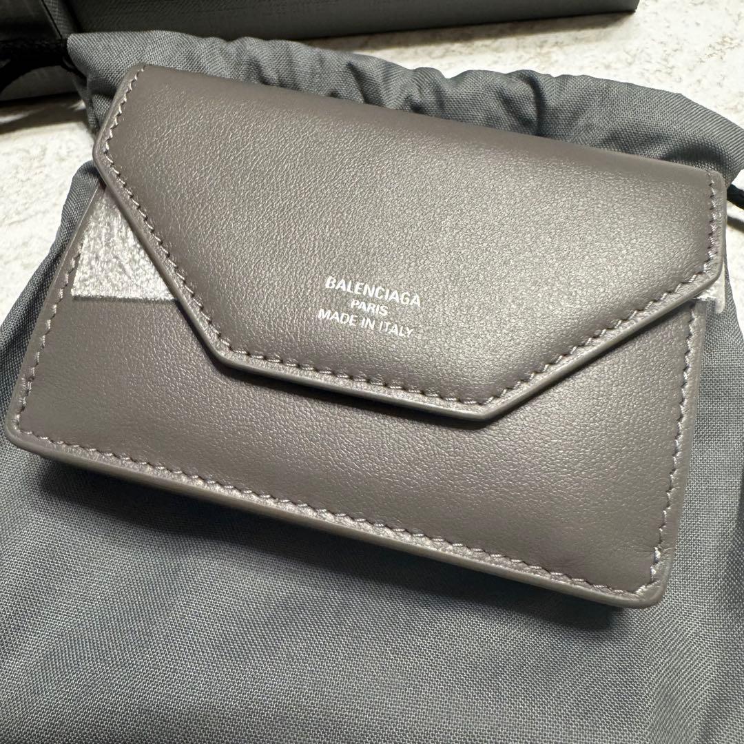 BALENCIAGA 三つ折り財布 新品